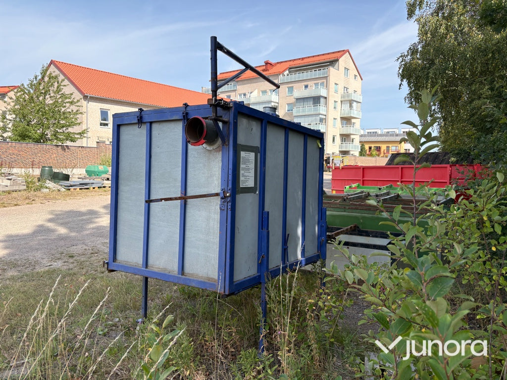 Lövsug med tippcontainer – Honda motor