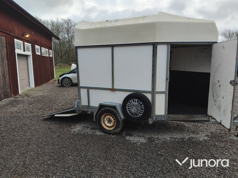 Hästtransport – Reko 1300