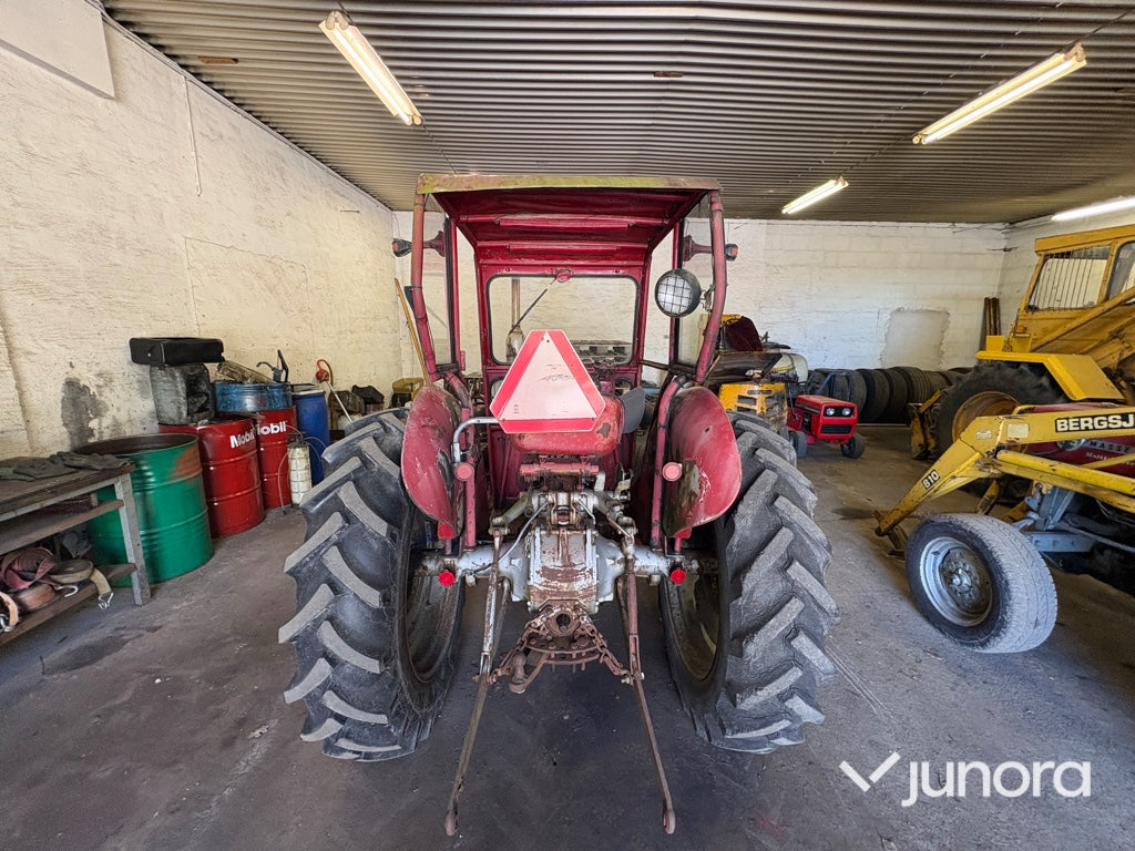 Traktor - Massey Ferguson, 35