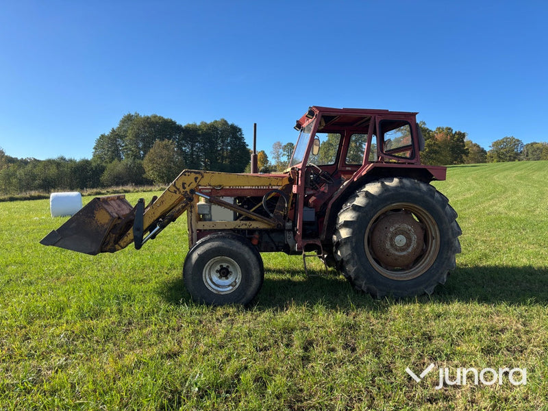 Traktor - Massey Ferguson 185S med lastare