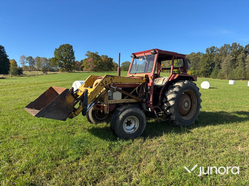 Traktor - Massey Ferguson 185S med lastare
