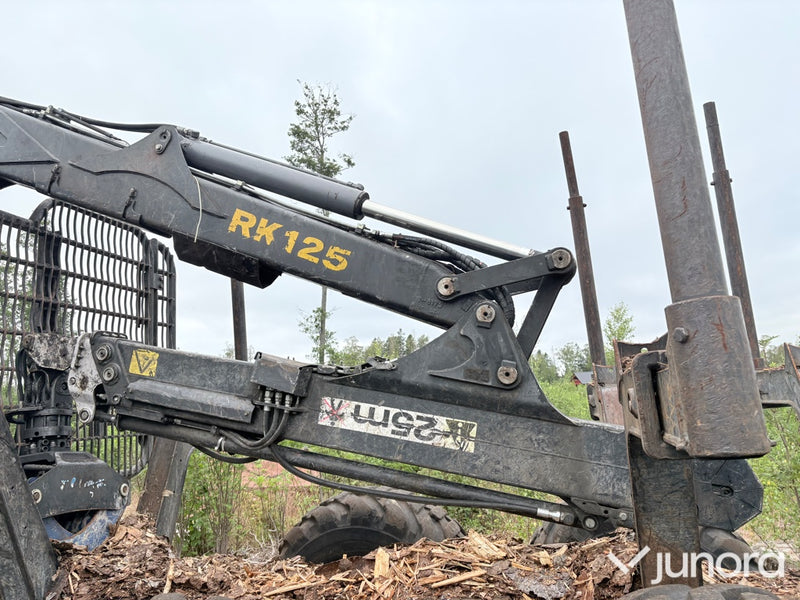 Skotare ROTTNE F15C 8WD