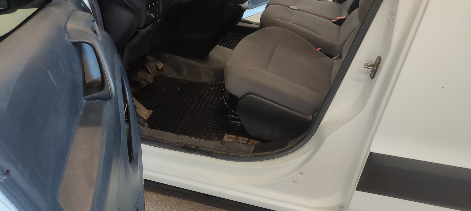 Peugeot partner van 1.6 hdi 2013