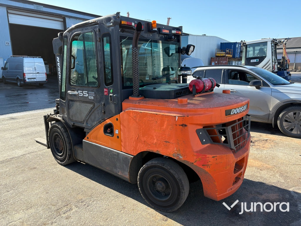Dieseltruck - Doosan D55C-7