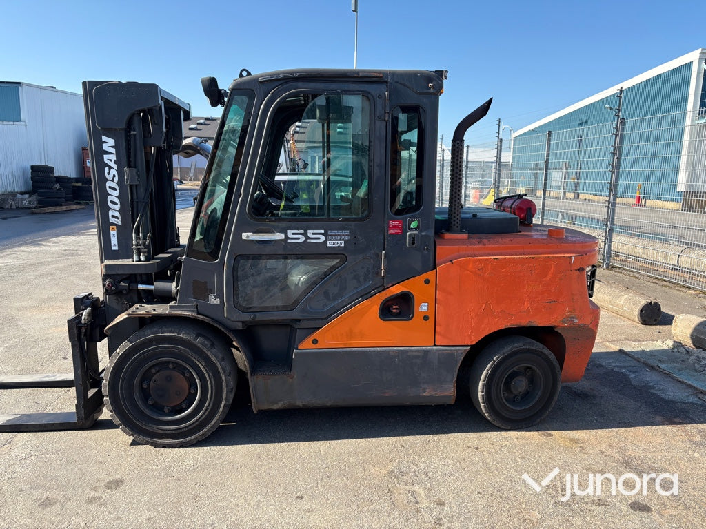 Dieseltruck - Doosan D55C-7