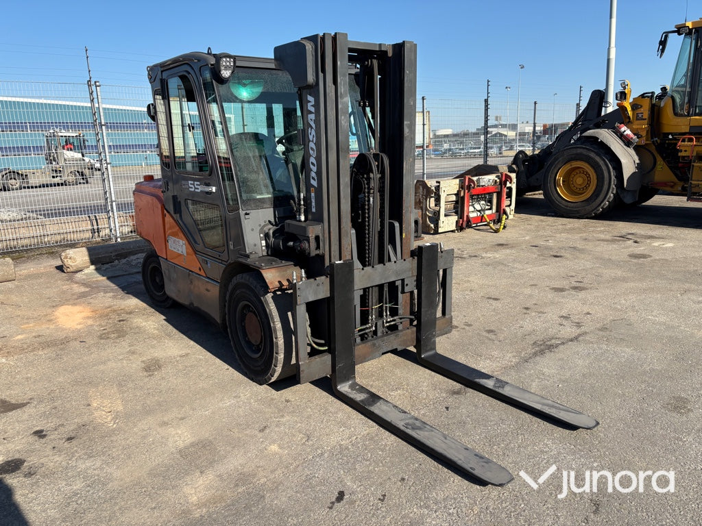 Dieseltruck - Doosan D55C-7