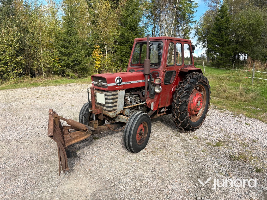 Traktor - Massey Ferguson 165