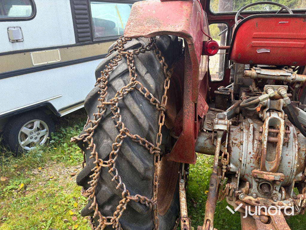 Traktor - Massey Ferguson 165