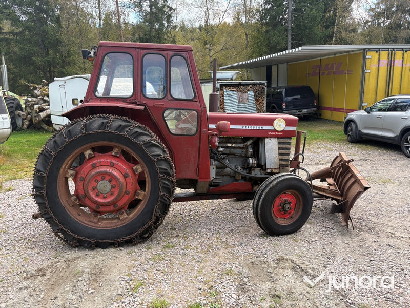Massey Ferguson 165
