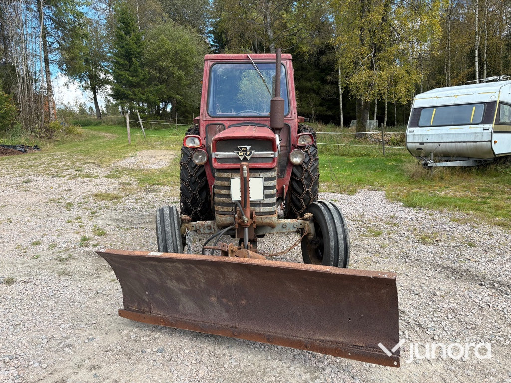 Traktor - Massey Ferguson 165