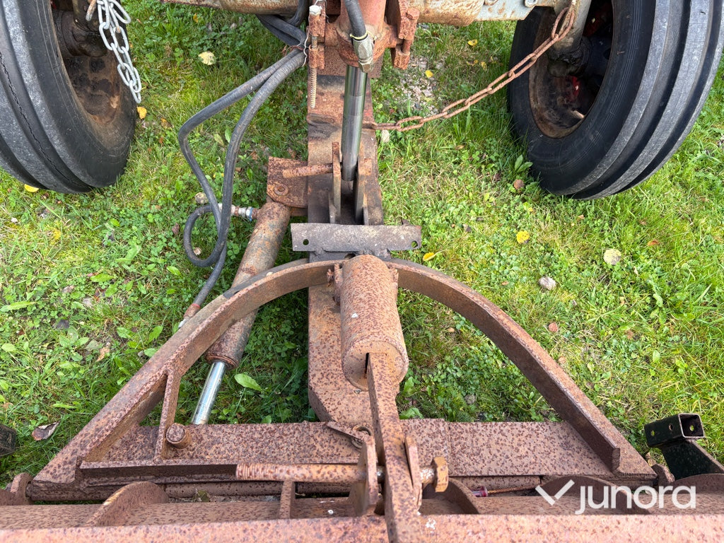 Traktor - Massey Ferguson 165