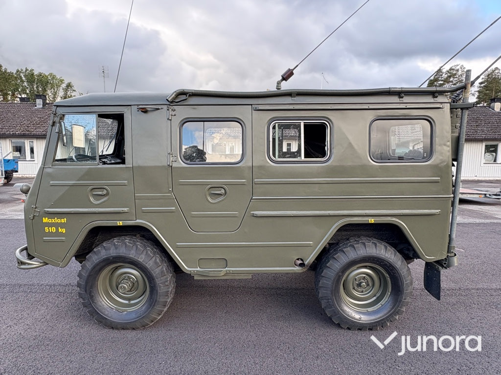 Militärbil Volvo 9033/Radio Valp