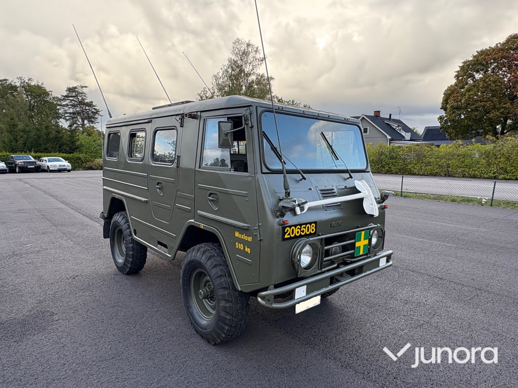 Militärbil Volvo 9033/Radio Valp