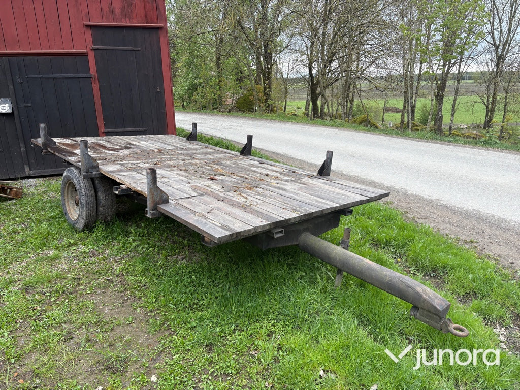Traktorkärra
