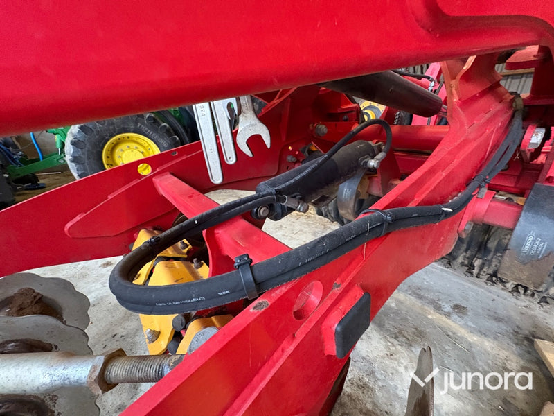 Tallriksharv Väderstad Carrier 500