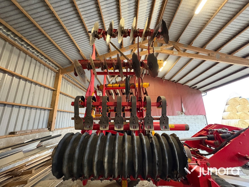 Tallriksharv Väderstad Carrier 500