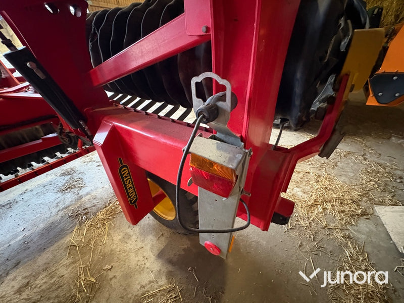 Tallriksharv Väderstad Carrier 500