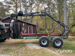 Skogsvagn med kran