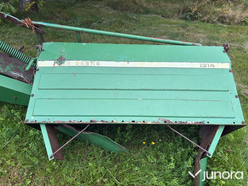 Slåtterkross John Deere 1314