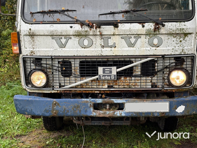 Lastbil - Volvo 609 4x2 med bakgavellyft