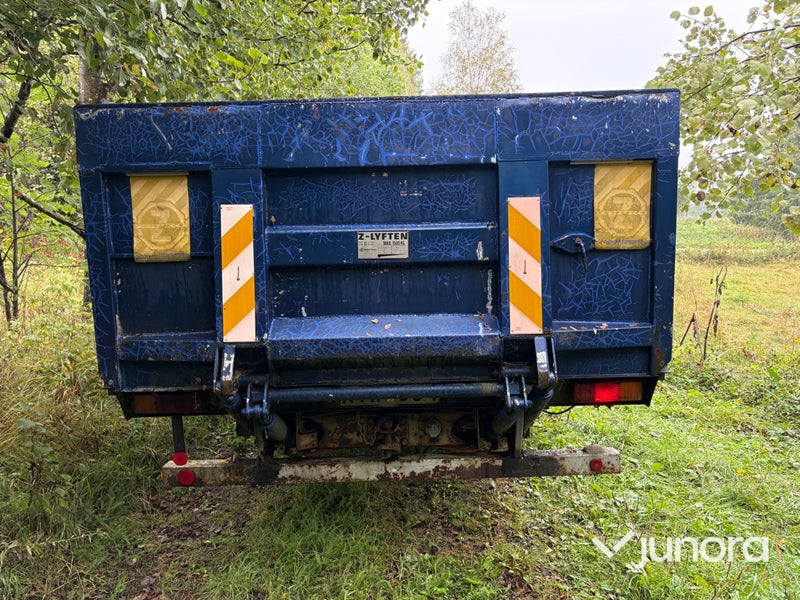 Lastbil - Volvo 609 4x2 med bakgavellyft