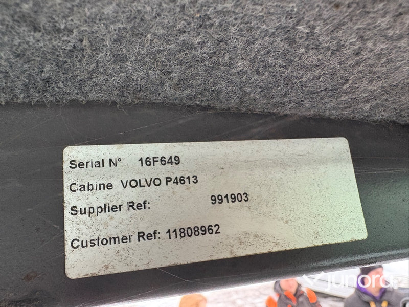 Grävmaskin - Volvo ECR25D, inkl. redskap