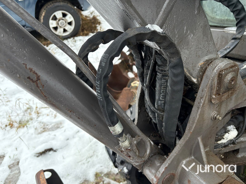 Grävmaskin - Volvo ECR25D, inkl. redskap