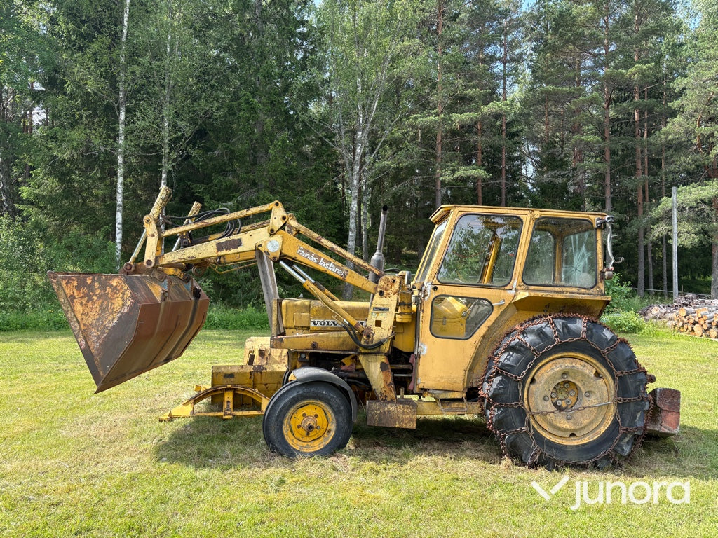 Traktor - Volvo BM T 430 med lastare