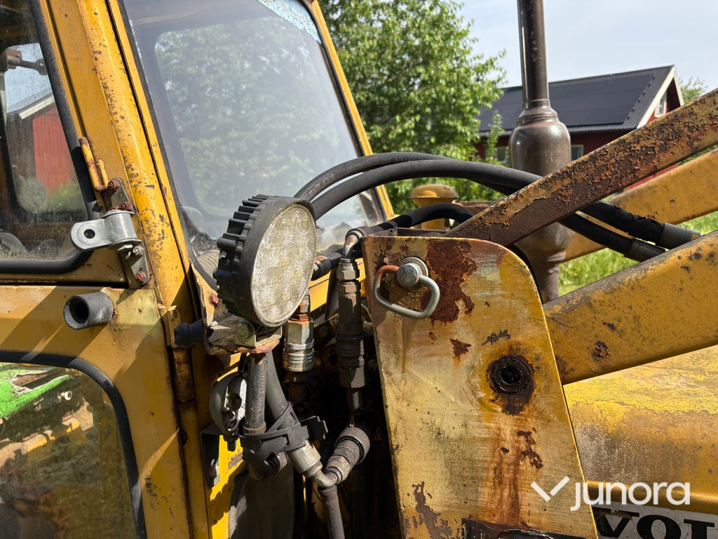 Traktor - Volvo BM T 430 med lastare
