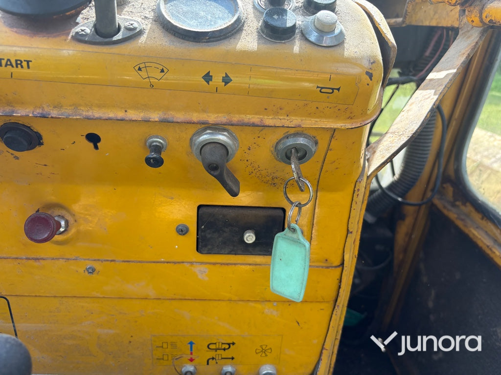 Traktor - Volvo BM T 430 med lastare