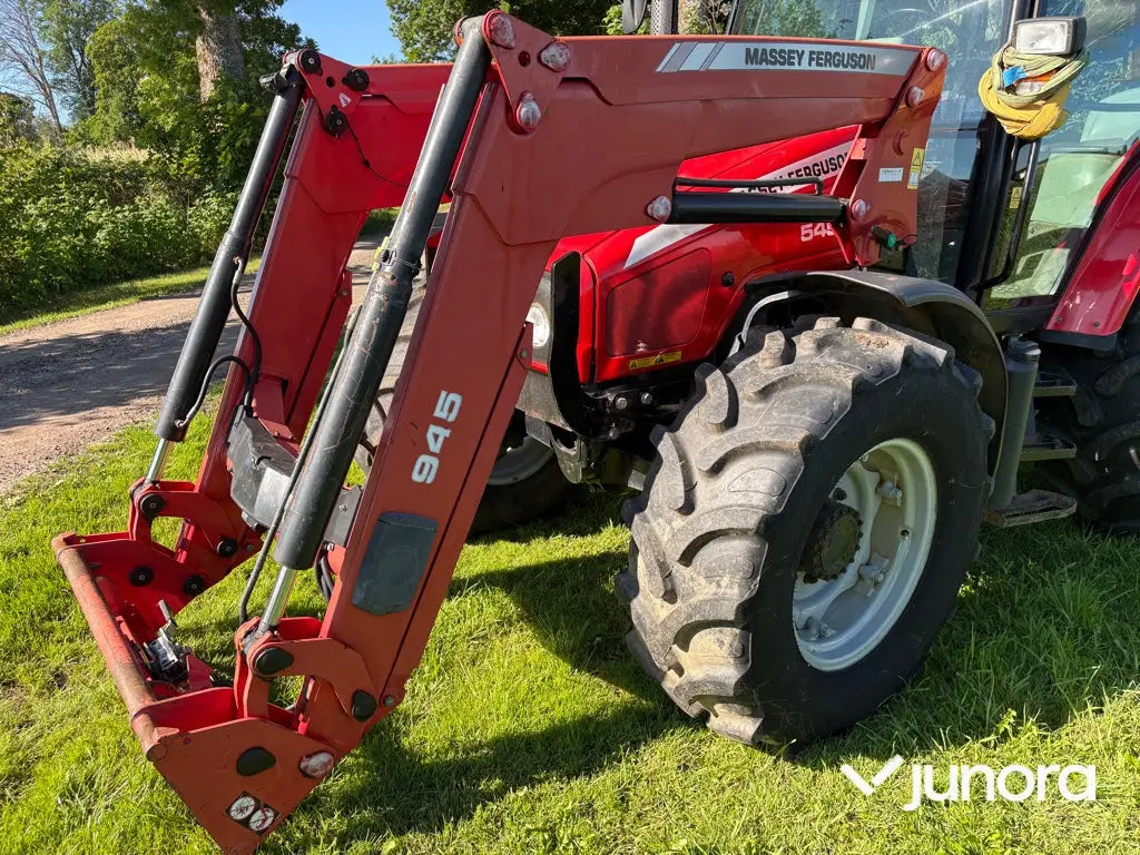 Traktor - Massey Ferguson 5455