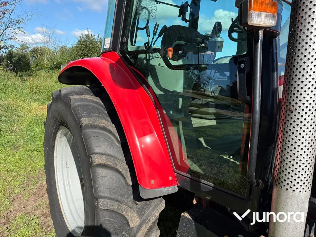 Traktor - Massey Ferguson 5455