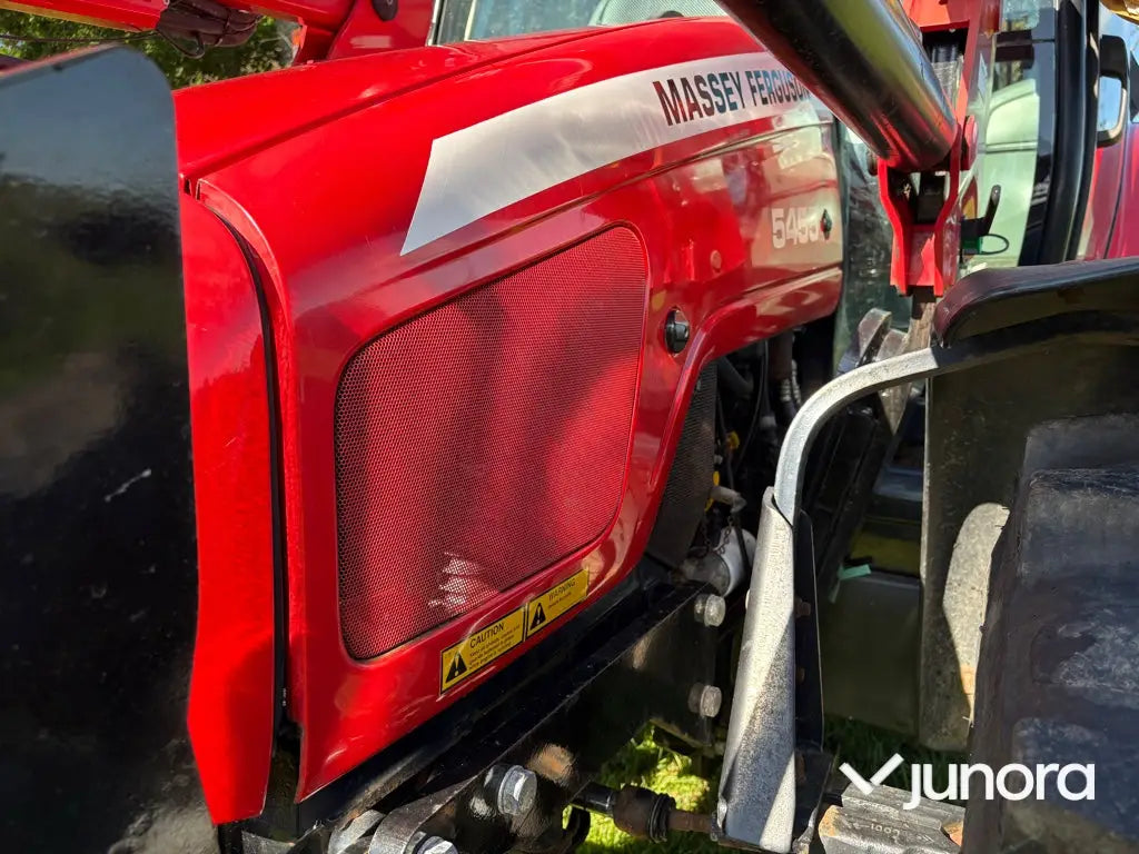 Traktor - Massey Ferguson 5455