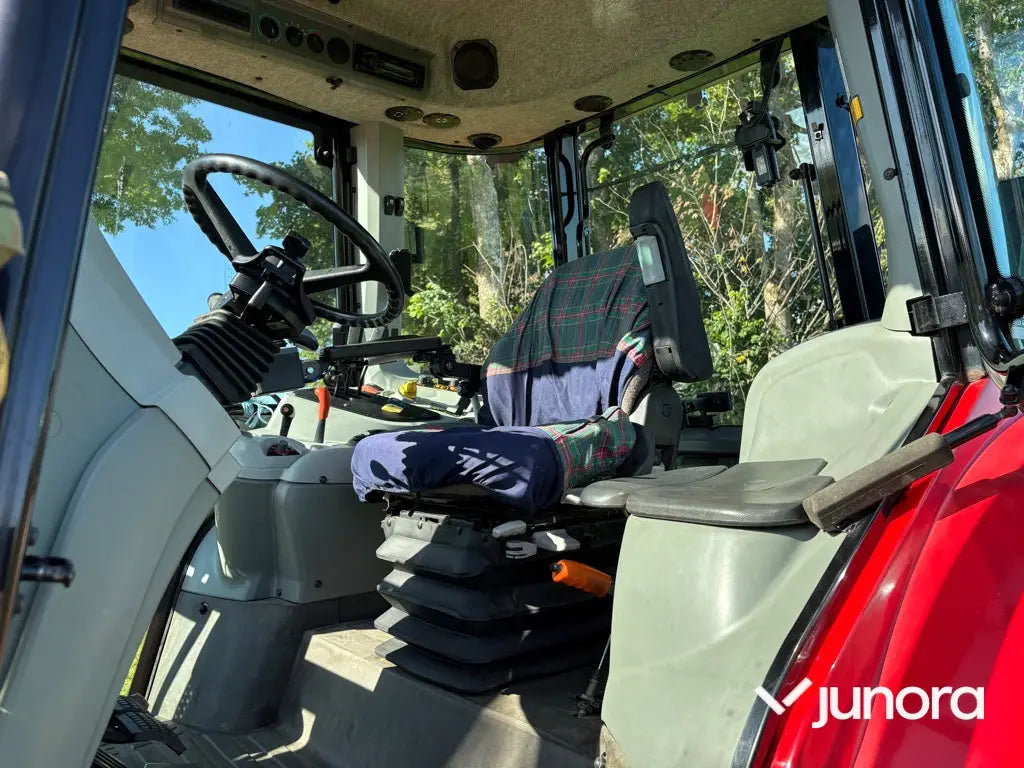 Traktor - Massey Ferguson 5455