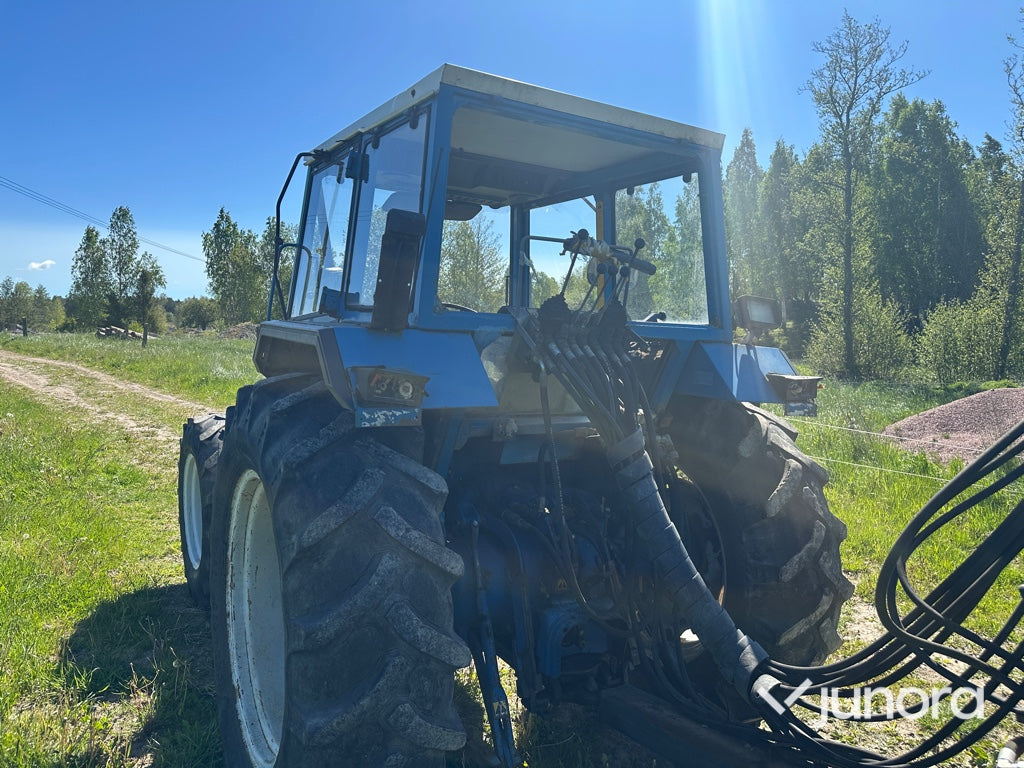 Traktor - Ford, 4610/2 4WD