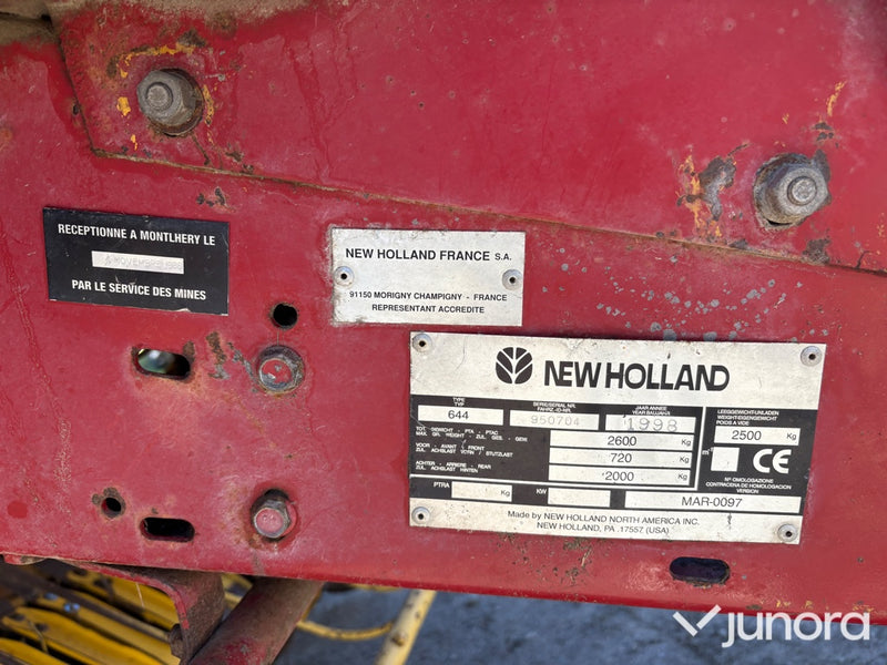 Rundbalspress New Holland 644