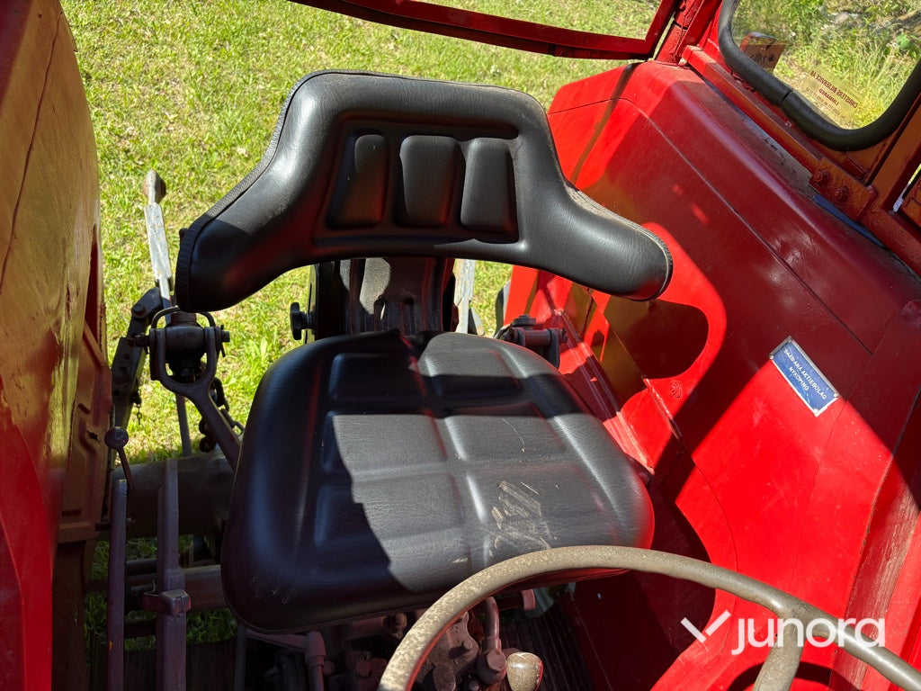 Traktor - Massey Ferguson 135