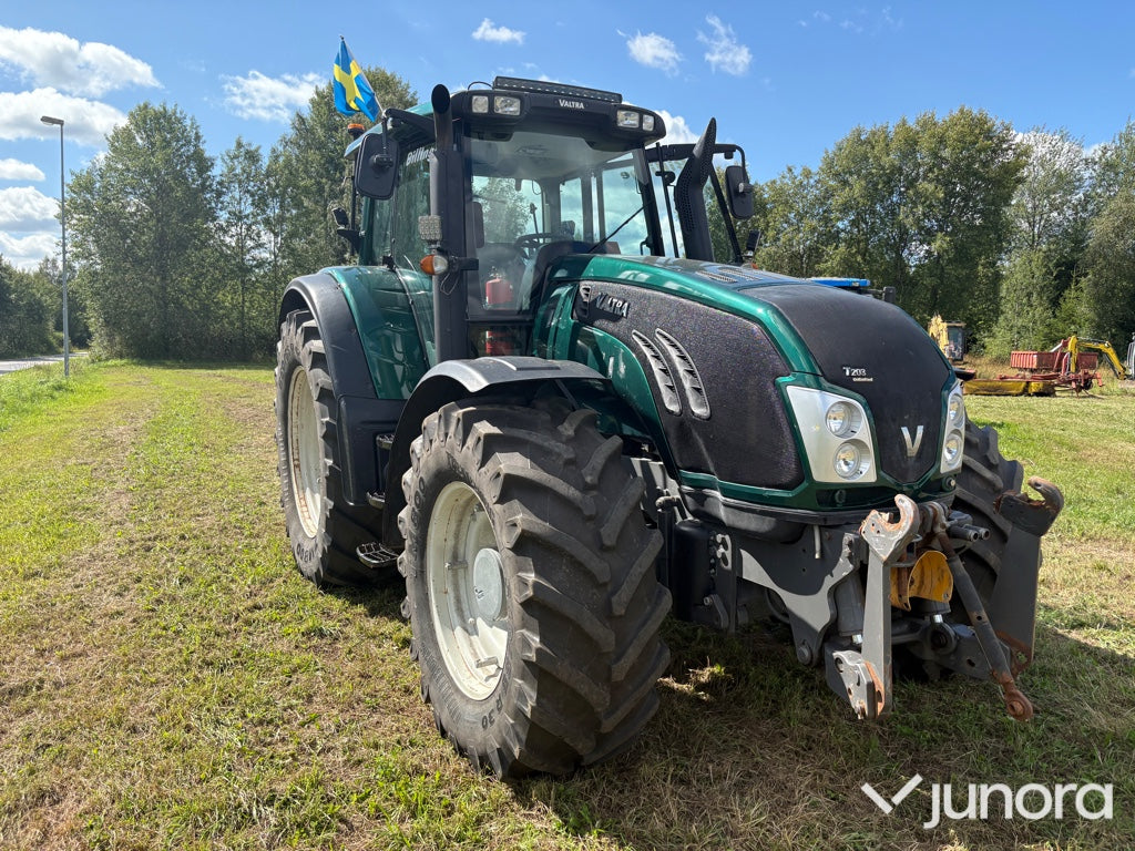 Valtra T203