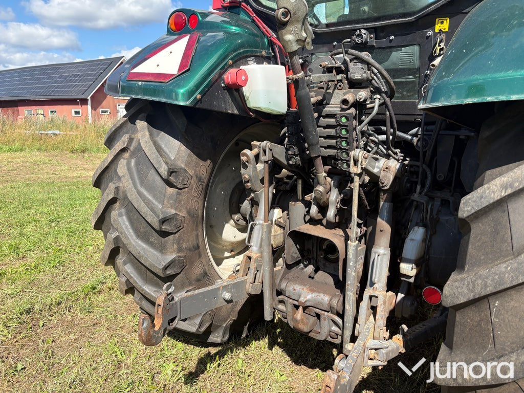 Valtra T203
