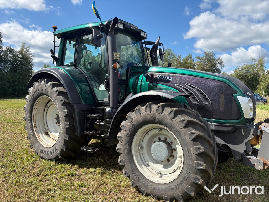 Valtra T203