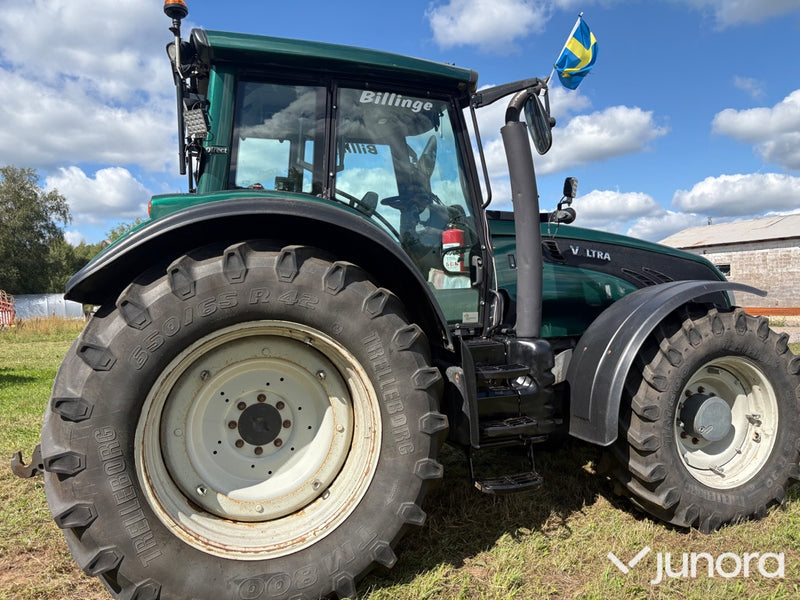 Valtra T203
