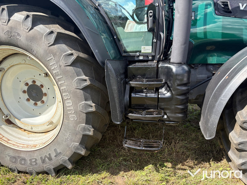 Valtra T203