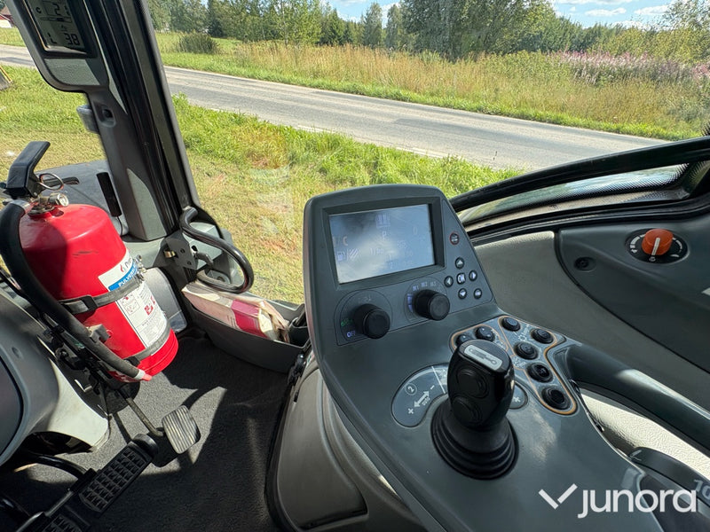 Valtra T203