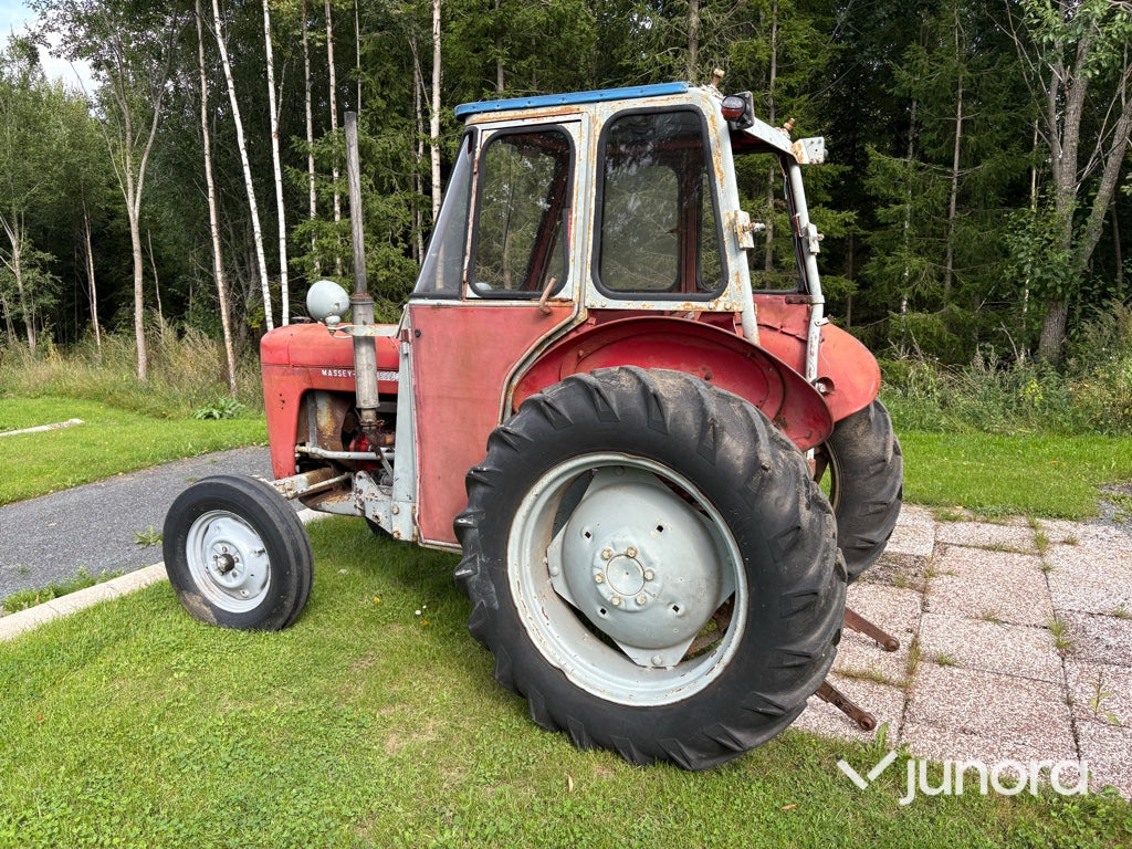 Traktor Massey Ferguson 30