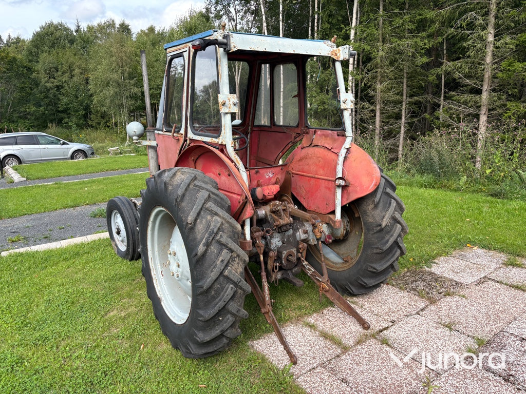 Traktor Massey Ferguson 30
