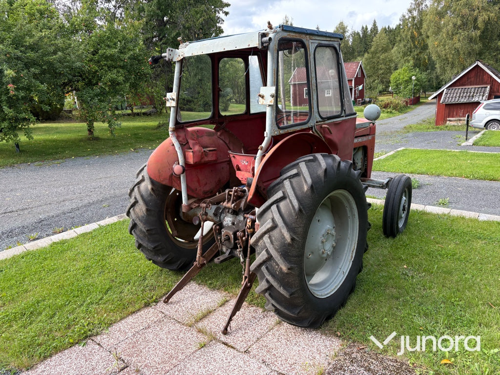 Traktor Massey Ferguson 30