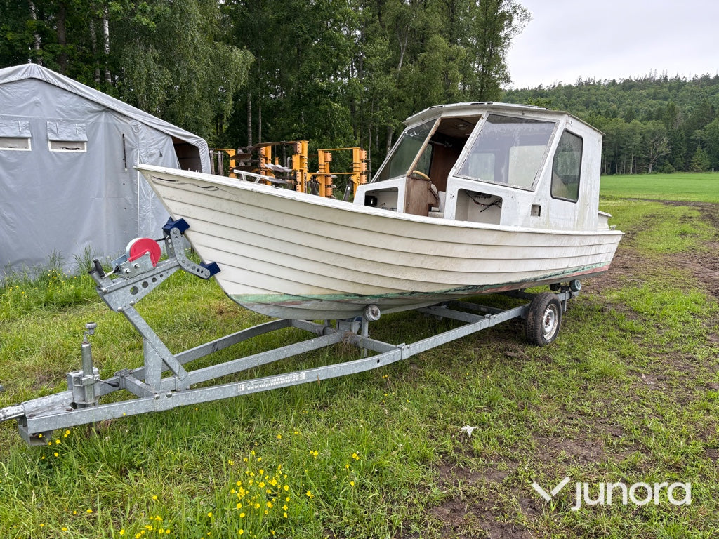 Båt - Med kärra