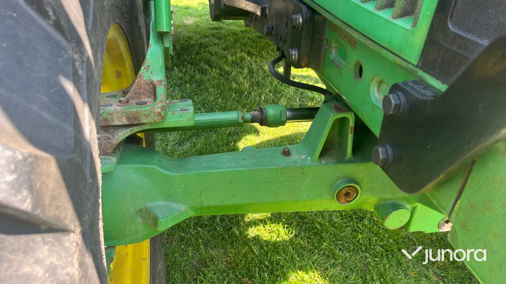 John Deere 6210