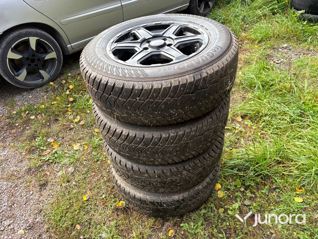 Vinterhjul - Yokohama, 235/65 R17