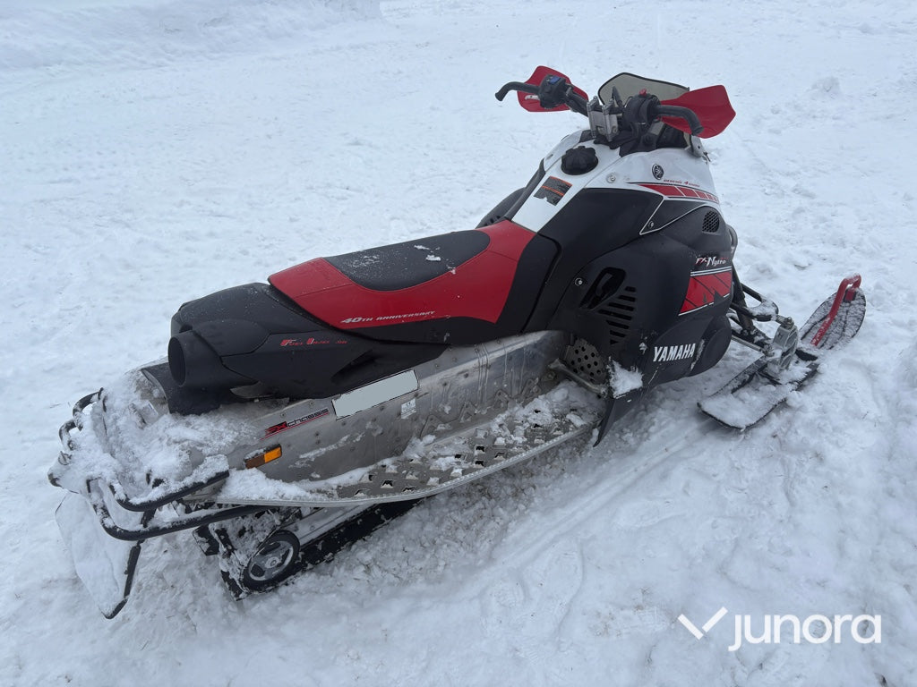 Snöskoter - Yamaha Nytro RTX